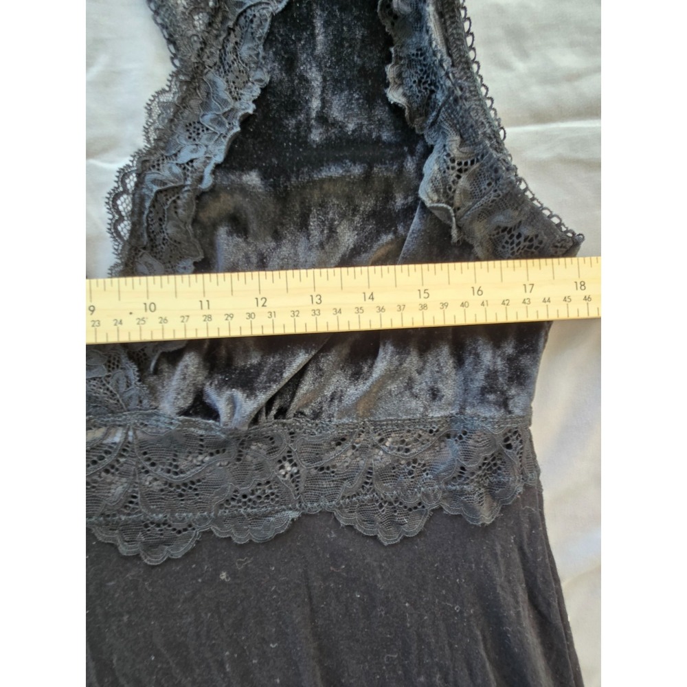 Tahari Black Lace Velour Sleepwear Top Sz L Overlay Sleeveless VNeck Mesh Whimsy - Picture 9 of 14